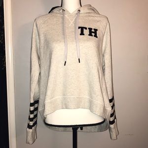 Tommy Hilfiger Light Gray Long Sleeve Hoodie